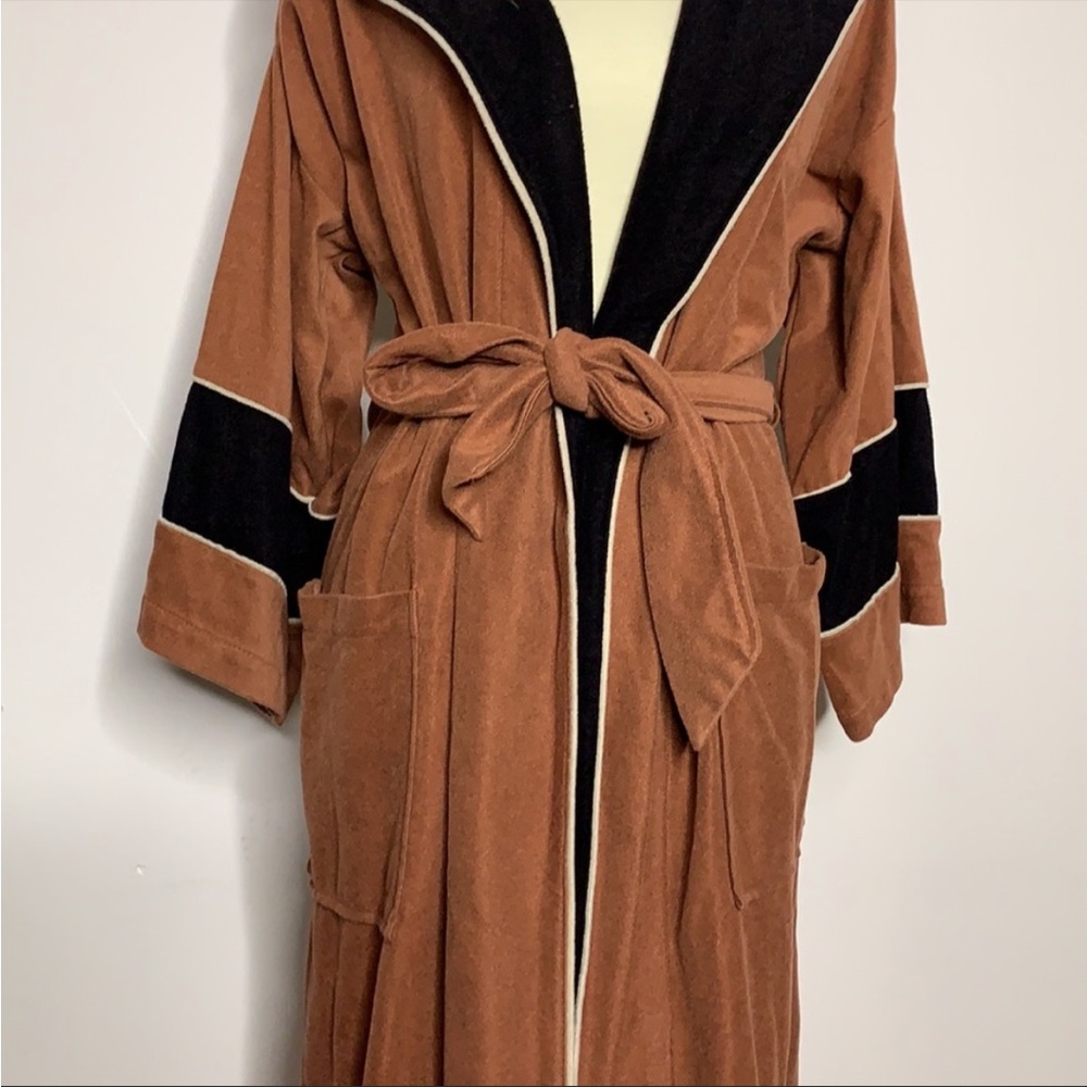 Vintage Robe - Picture 8 of 8